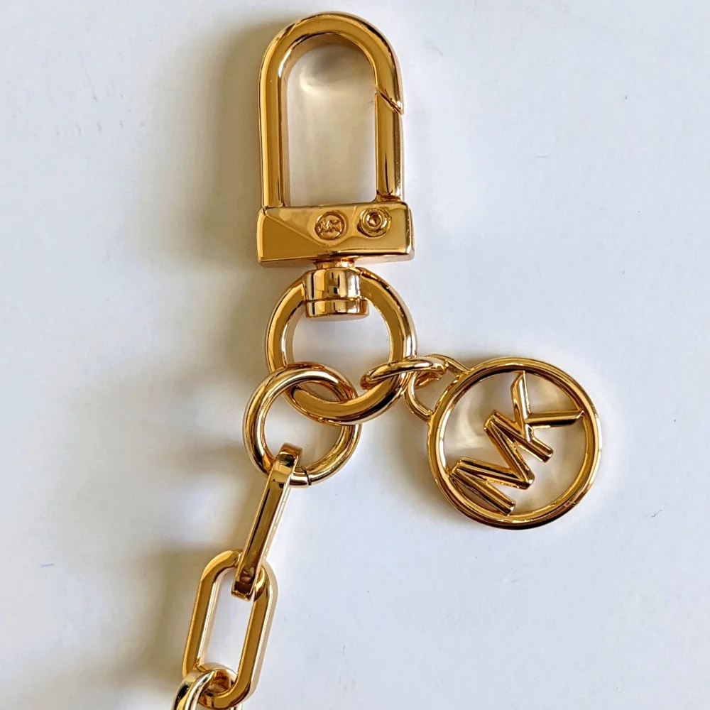 MICHAEL KORS Studded Bag Charm Decorative AirPods Clip Case Key Fob
